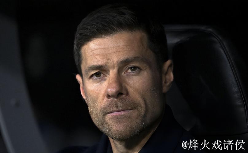 欧冠曼城2比1逆转皇马，银河战舰两将犯错，阿隆