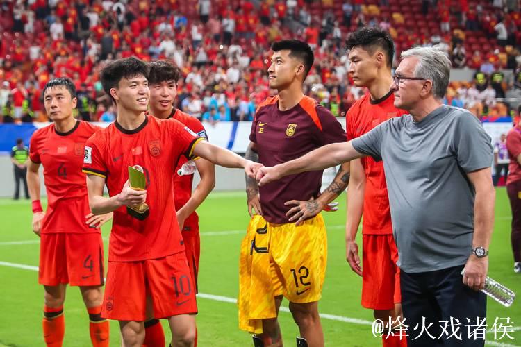 国足结束东亚杯征程 选帅成当务之急 国足结束东亚杯征程 选帅成当务之急