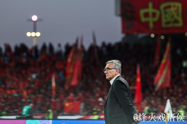 武磊因伤终究告别了国足 生死战靠谁来进球？